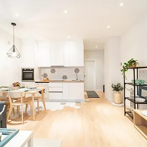 https://edsam-madrid-apartments-white.besthotelstoledo.com