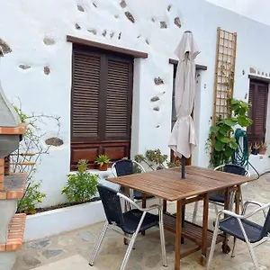 Сasa de vacaciones Eco Reyna House, Haría