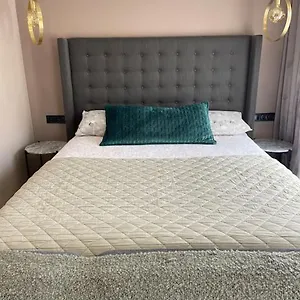 https://piso-de-dos-dormitorios-con-reforma-de-diseo.topcostabravahotels.com