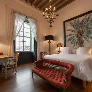 4* Hotel Emblemático La Casa De Naranjos